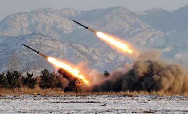 Пхенян изстреля ракети в Японско море