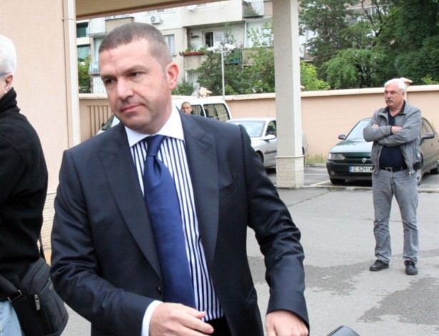 Адвокатът на Милен Цветков попари безцеремонно пред БЛИЦ убиеца Кристиан 