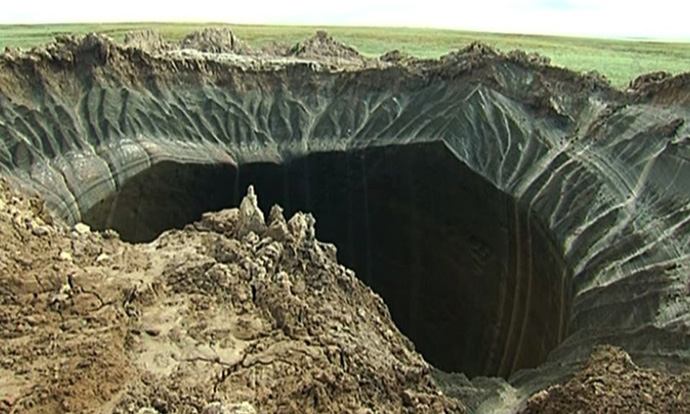 Мистерията в Сибир е разрешена, ямата в Ямал зейнала заради високи температури (ВИДЕО)