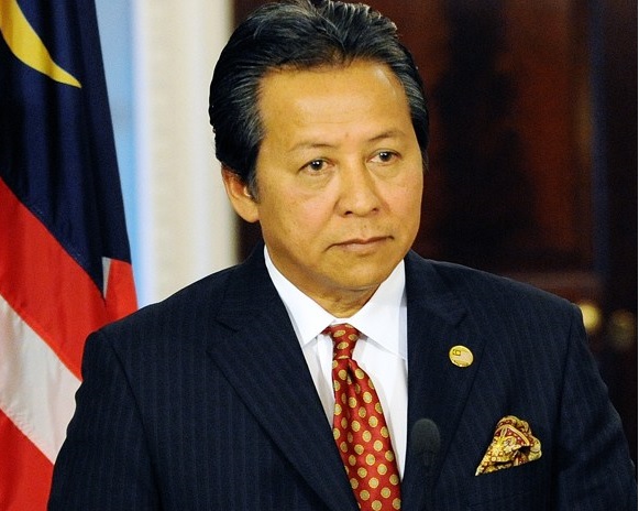 Малайзийски министър заминава за Украйна