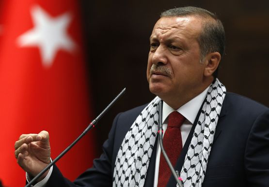 Ердоган закопча 76 топполицаи заради шпионаж 