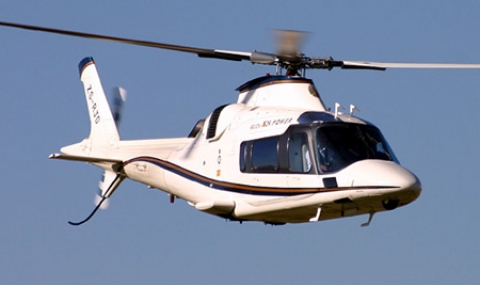 Хеликоптер изкара акъла на плажуващите в Поморие