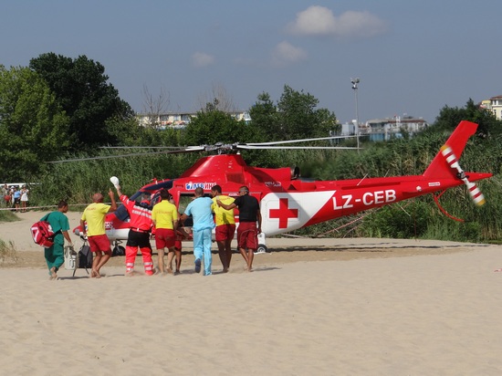 Спасиха с хеликоптер &quot;давеща се&quot; жена в Слънчев бряг (СНИМКИ)