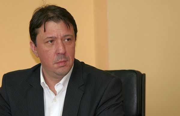 Явор Куюмджиев: Борисов внесе току-що проект служебното правителство да взима нови заеми