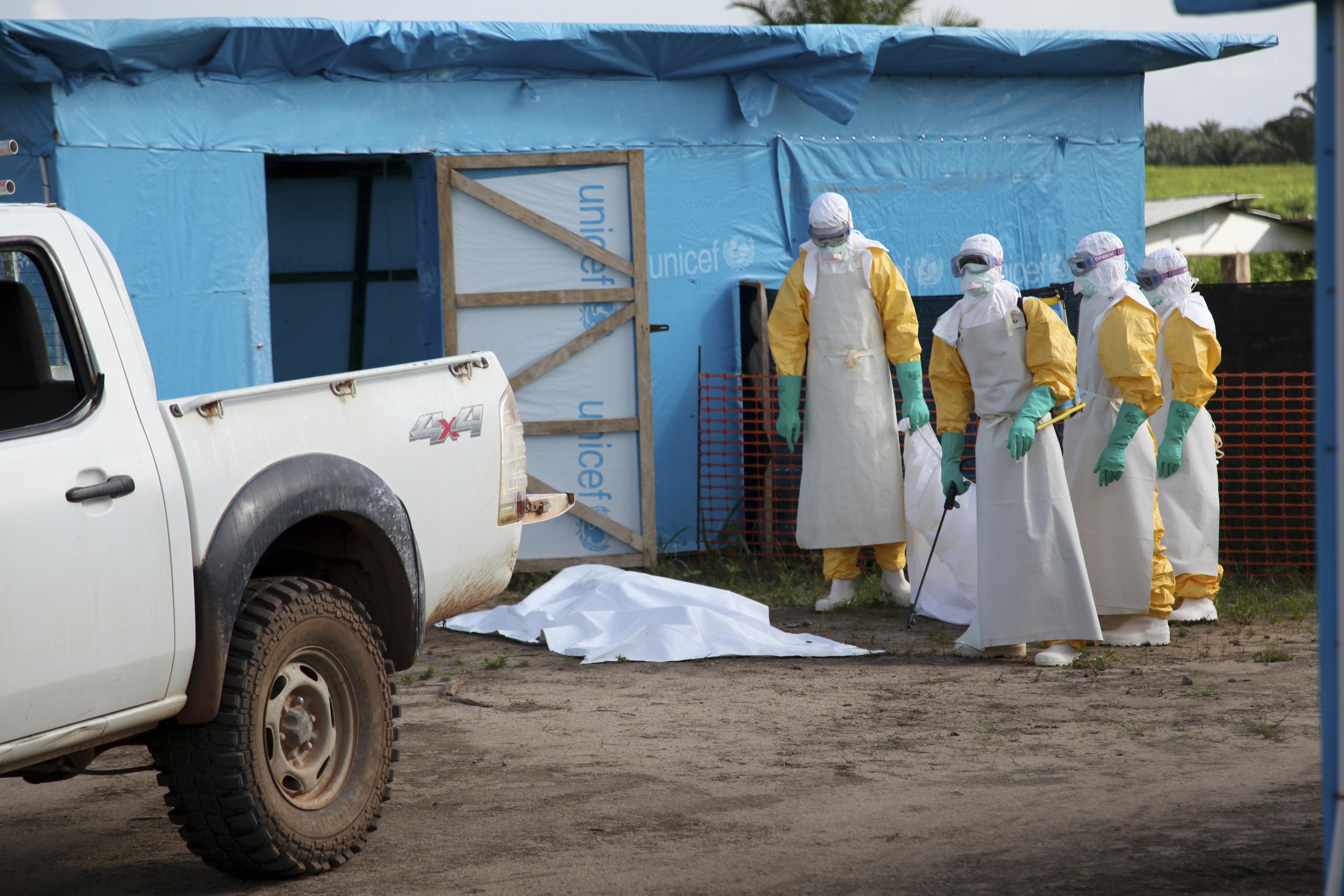 Войска и полиция отцепват епицентъра на ебола 