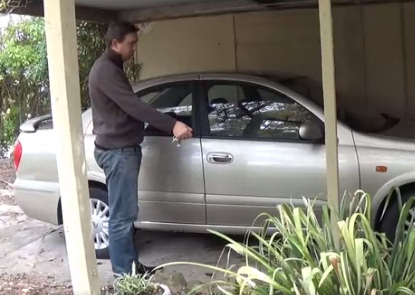 Вижте как хакер краде кола без да я докосва (ВИДЕО)