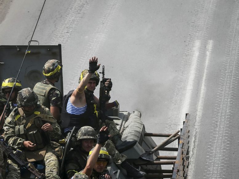 Украйна призна за чужденци в антитерористичната операция