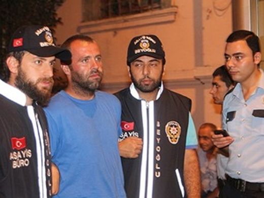 Вижте зрелищния арест на кървавия Веско в Истанбул (ВИДЕО)
