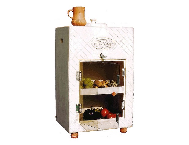 Ентусиаст сглоби хладилник, който изстудява без да ползва ток