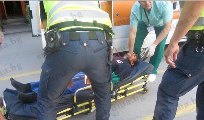 Млад мъж припадна два пъти в центъра на Сандански