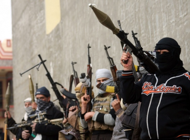 Главорезите от &quot;Ислямска държава&quot; държат поне 20 заложници
