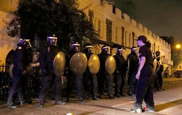 Вижте трансформацията на рапъра Л. Джини в „Джихади Джон“