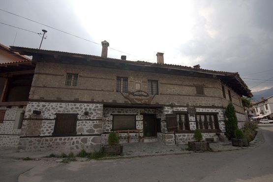 Сръбски звезди купуват апартаменти в Банско