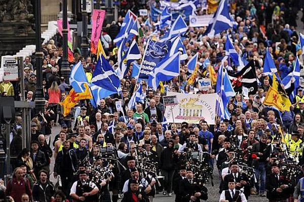 Британски журналист за референдума в Шотландия: Нека поне веднъж експлоатираният човек да спечели