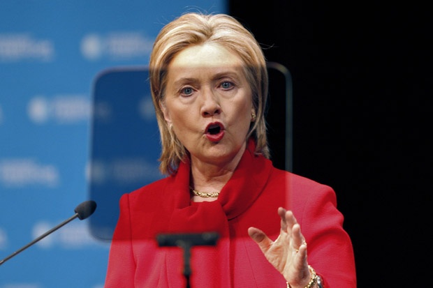 Хилари Клинтън загатна, че може да посегне към стола на Обама