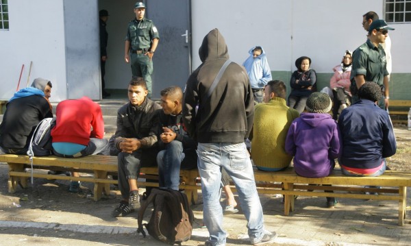 Задържаха 78 нелегални бежанци в столичен хостел