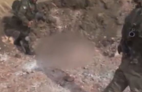 Донбас е в ужас: Открит е масов гроб с разстреляно бременно момиче (ВИДЕО 18+)