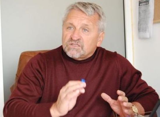 Хиновски нахока Петков за умишлено предизвиканата газова криза