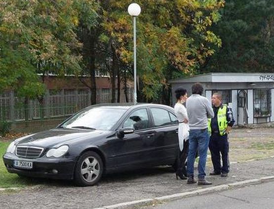 Инсулт покоси шофьор, колата му се заби в „Мерцедеса”-а на Костадин Джамбазов