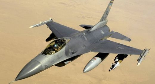 България преговаря с Гърция за изтребители F-16  