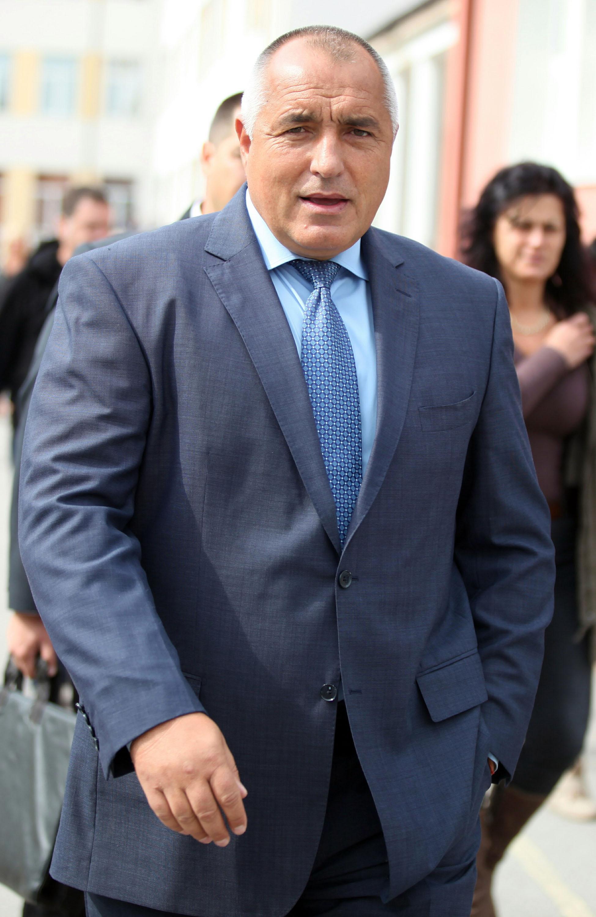 Борисов решава за правителство след визита в Брюксел