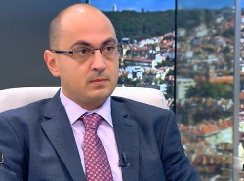 Адвокат на Цветан Василев: И да иска, банкерът не може да се върне в България