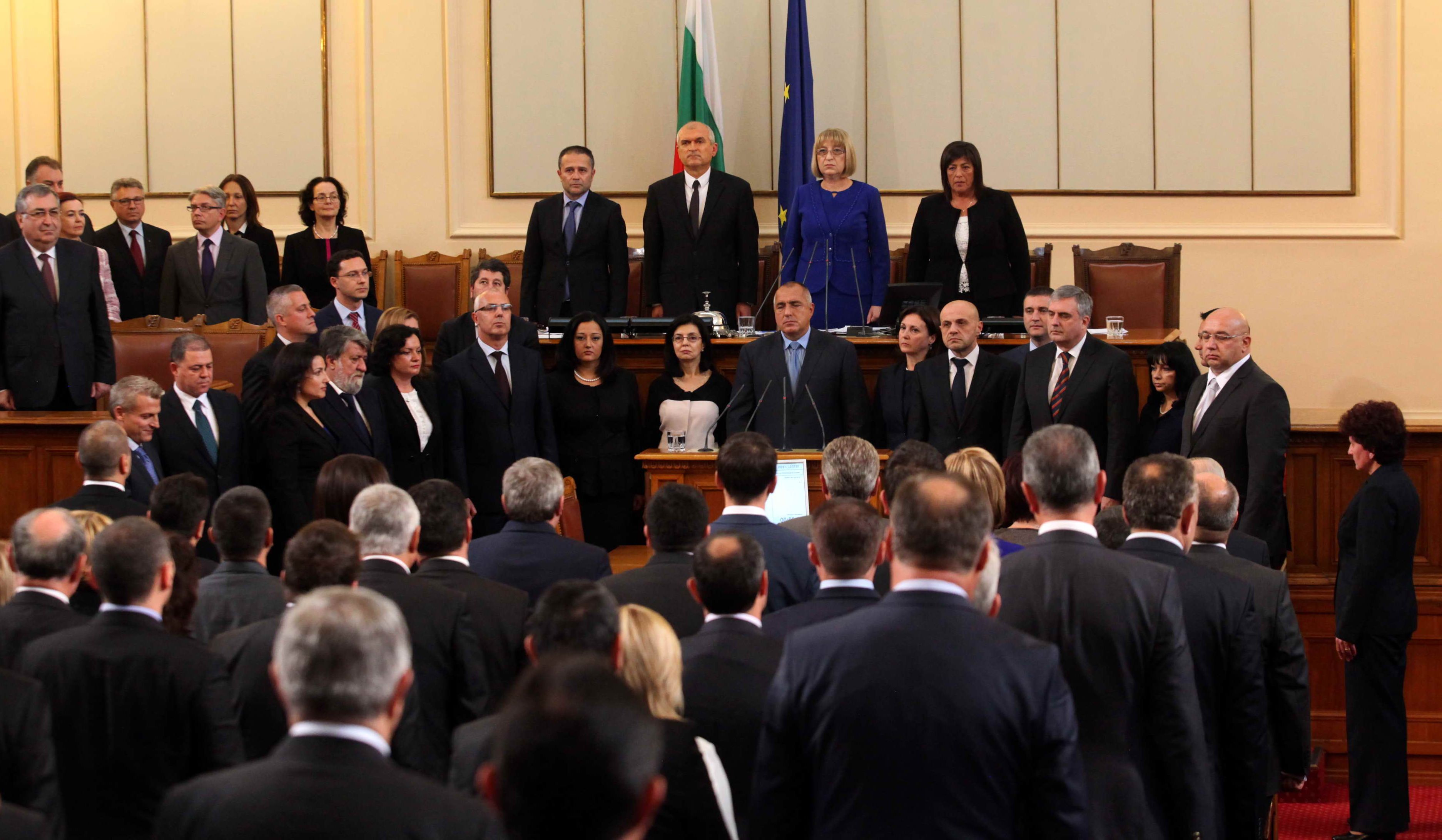 Кои са щастливците, които сядат в депутатските кресла на новите министри 