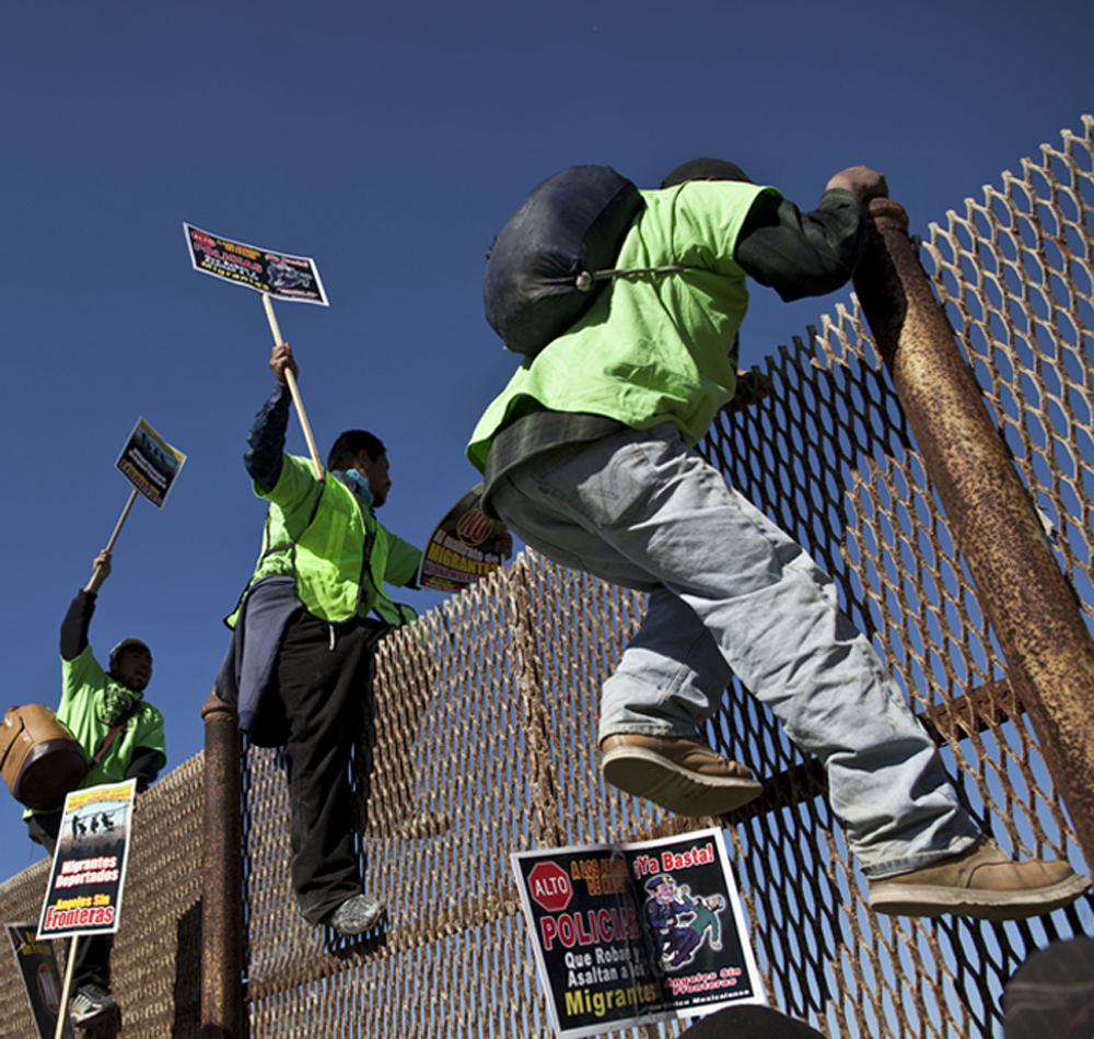 Обама обеща да защити имигрантите