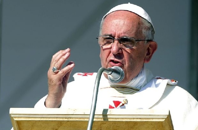 Папата с крамолна реч в Страсбург: Европа заприлича на немощна, изостанала и уморена баба