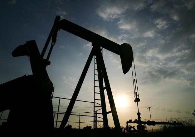 Евтиният петрол ще нанесе по-големи щети на Русия от западните санкции