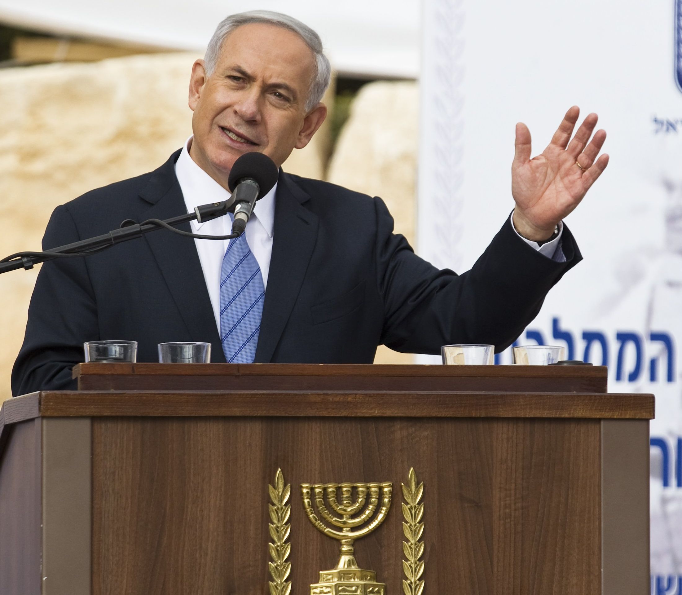 Криза в Израел: Двама министри аут, Кнесетът се разпуска 