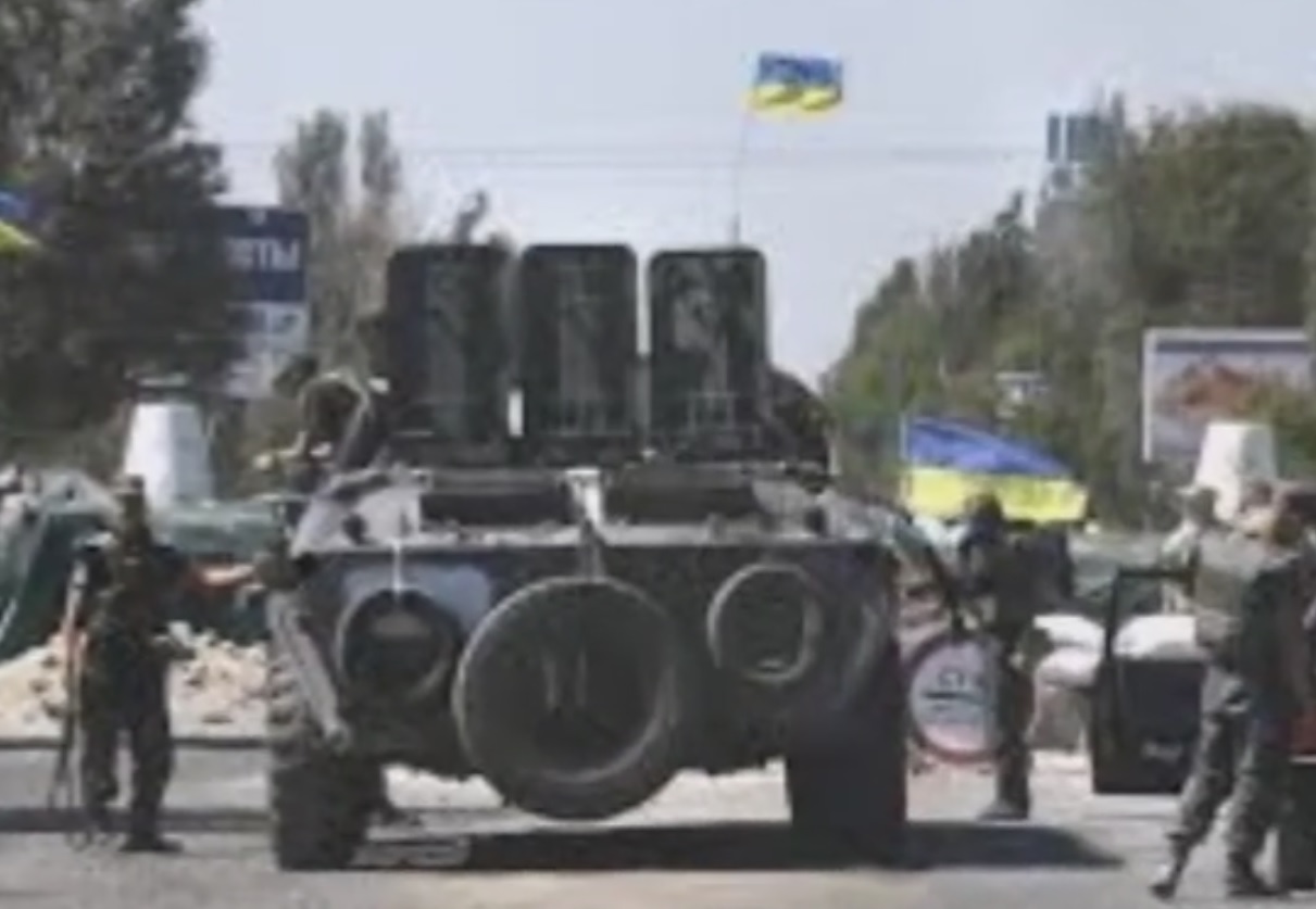 Центрове ще контролират примирието в Донбас