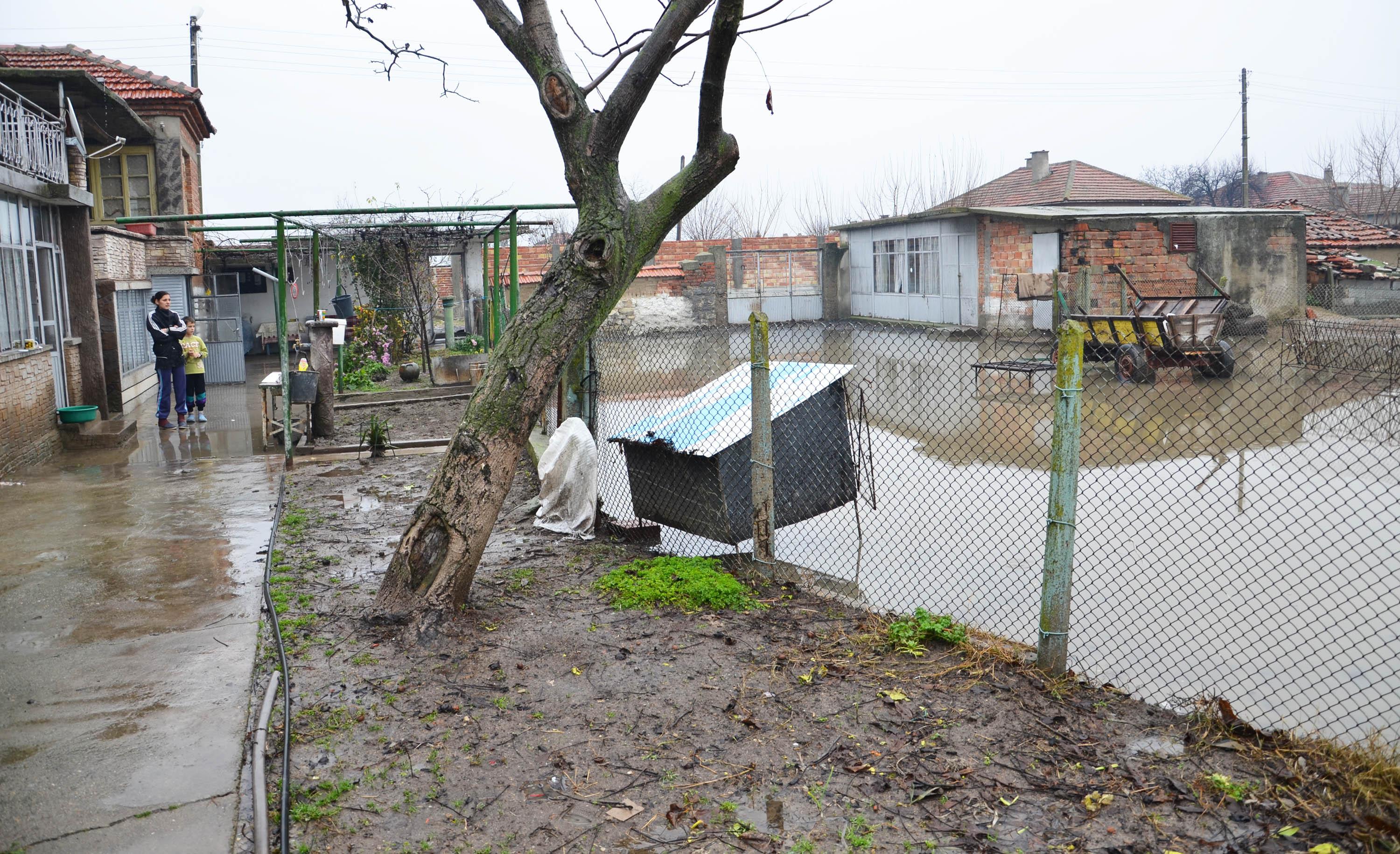 Община Раднево под вода, обявиха бедствено положение!
