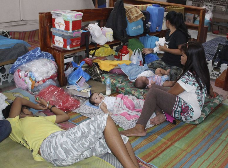 „Хагупит“ бушува във Филипините: Над 500 000 души са евакуирани