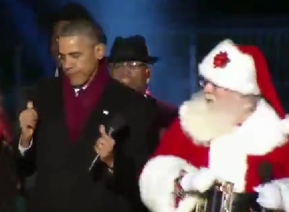Обама танцува коледен танц (ВИДЕО)
