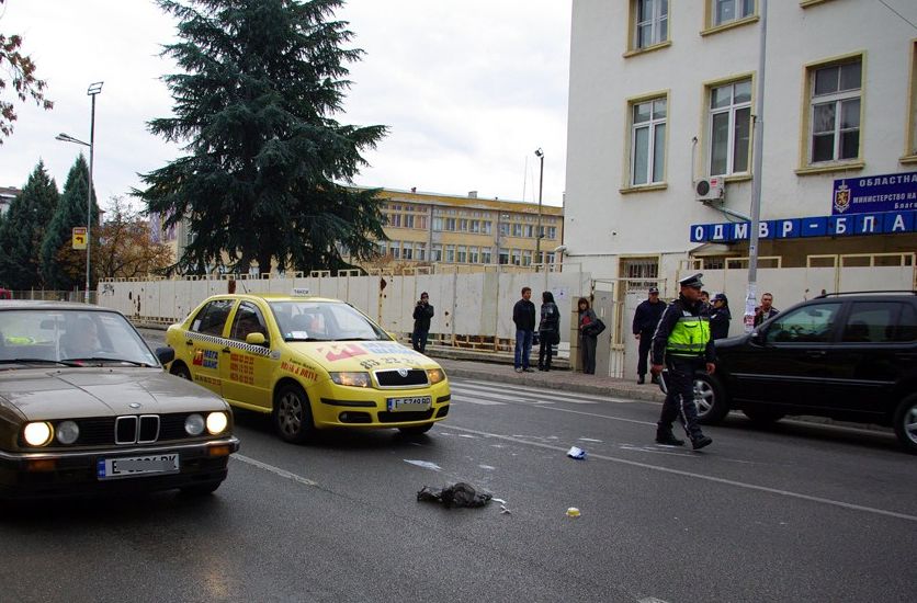 Такси помете дете в центъра на Благоевград