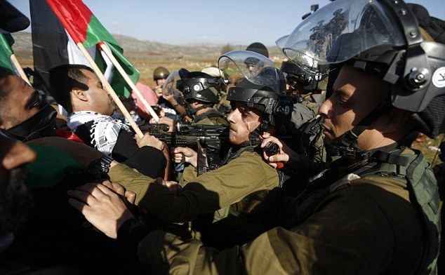 Близкият изток е на ръба след смъртта на палестински министър (СНИМКИ/ВИДЕО 18+)