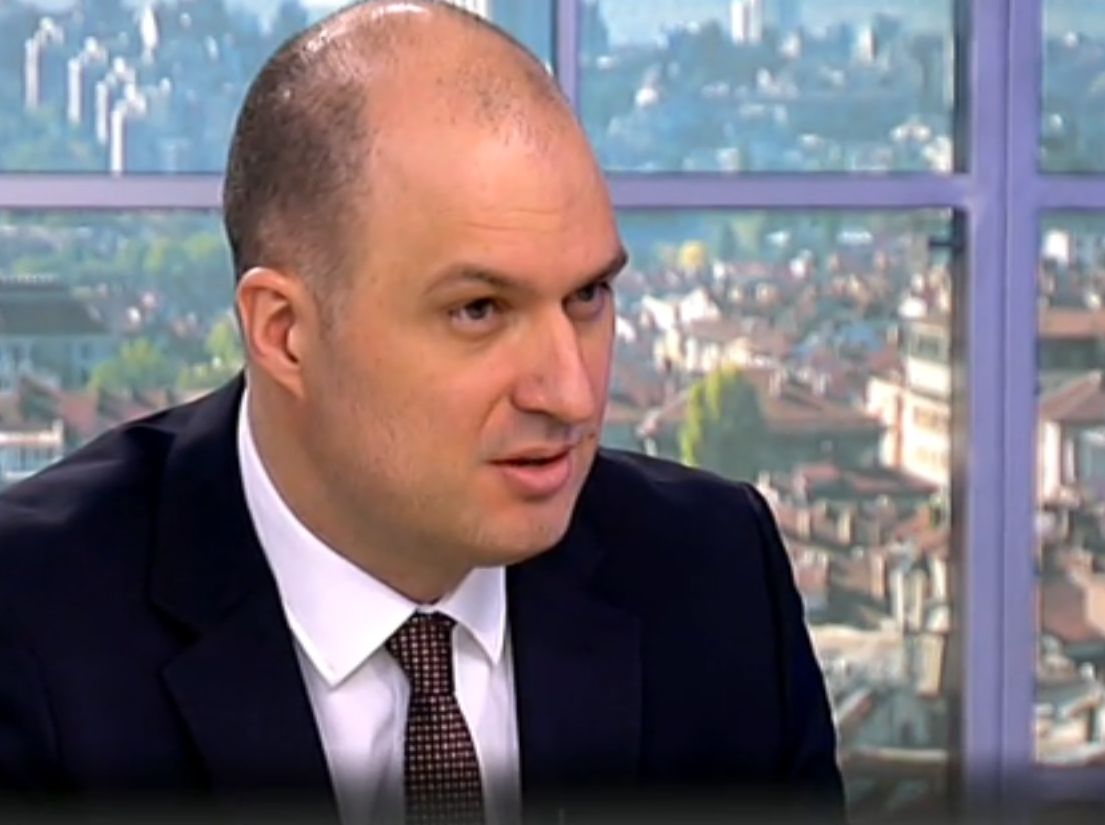 Гамизов: Прави се опит това правителство да бъде съборено през януари-февруари 
