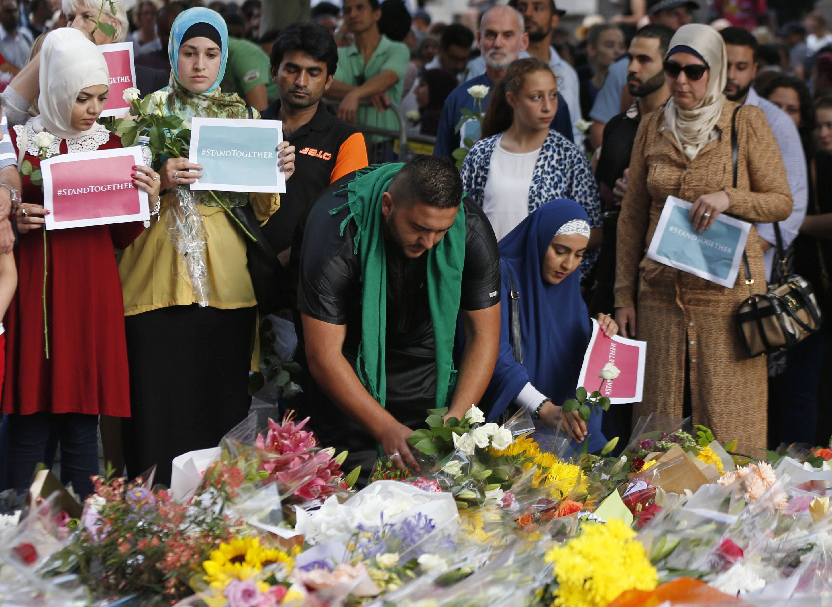 Мюсюлмански лидери в Сидни: Хвърлете тялото на терориста в морето, това не е човек