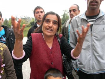 Българи и роми заедно на протест в София