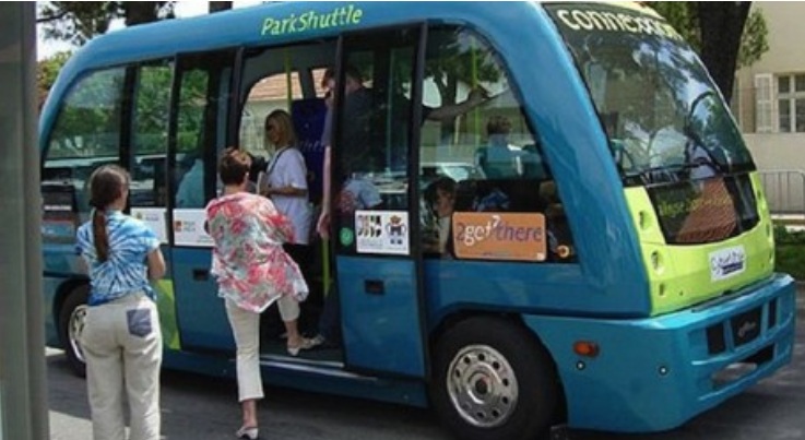 За първи път в света в Гърция тръгват автобуси без шофьор 