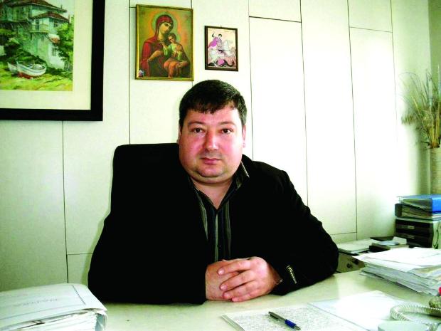 Окончателно: Деян Костов пак е шеф на Бургаския затвор