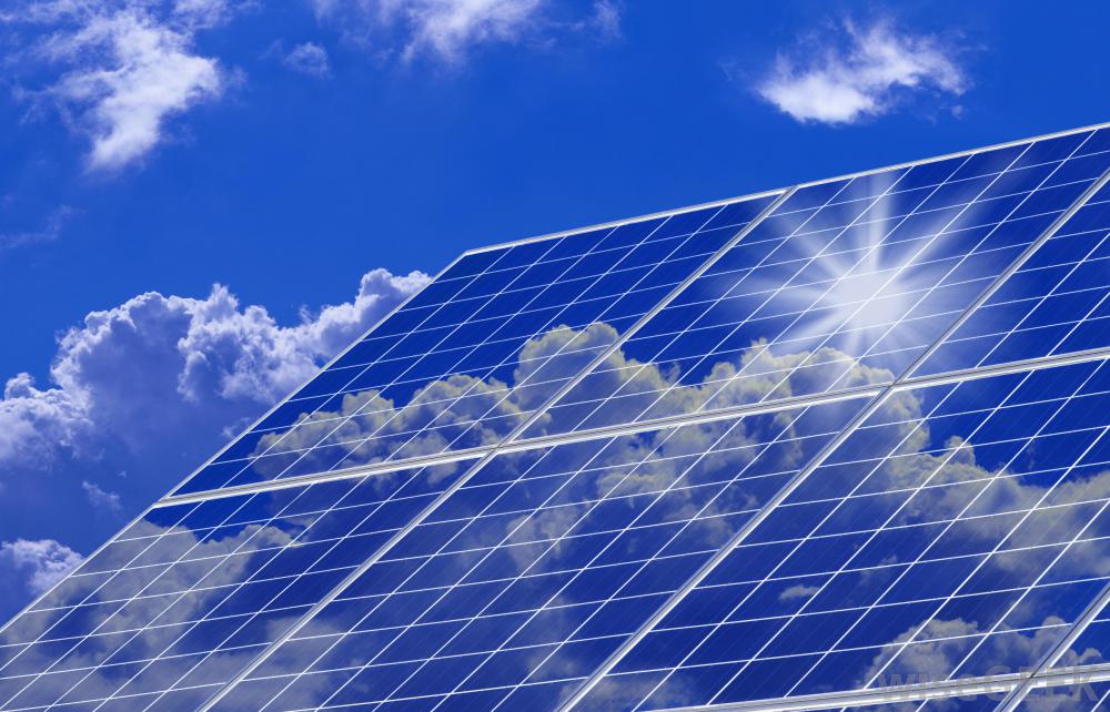 Учени създадоха най-ефективите соларни панели в света