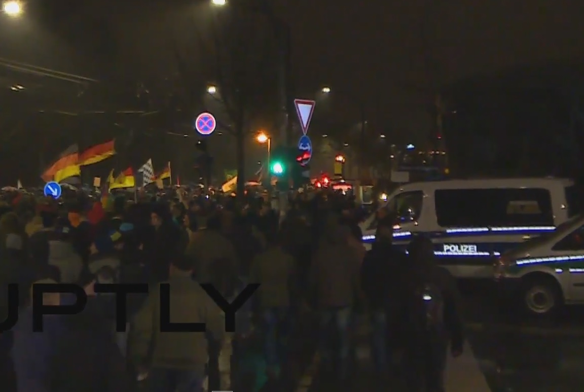 18 000 протестираха срещу имигрантите в Германия (ВИДЕО)