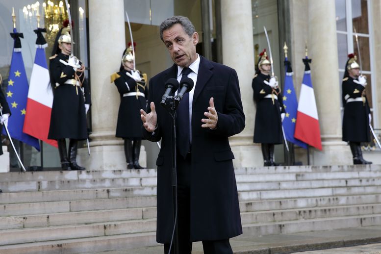 Никола Саркози: Варварите обявиха война на Франция 