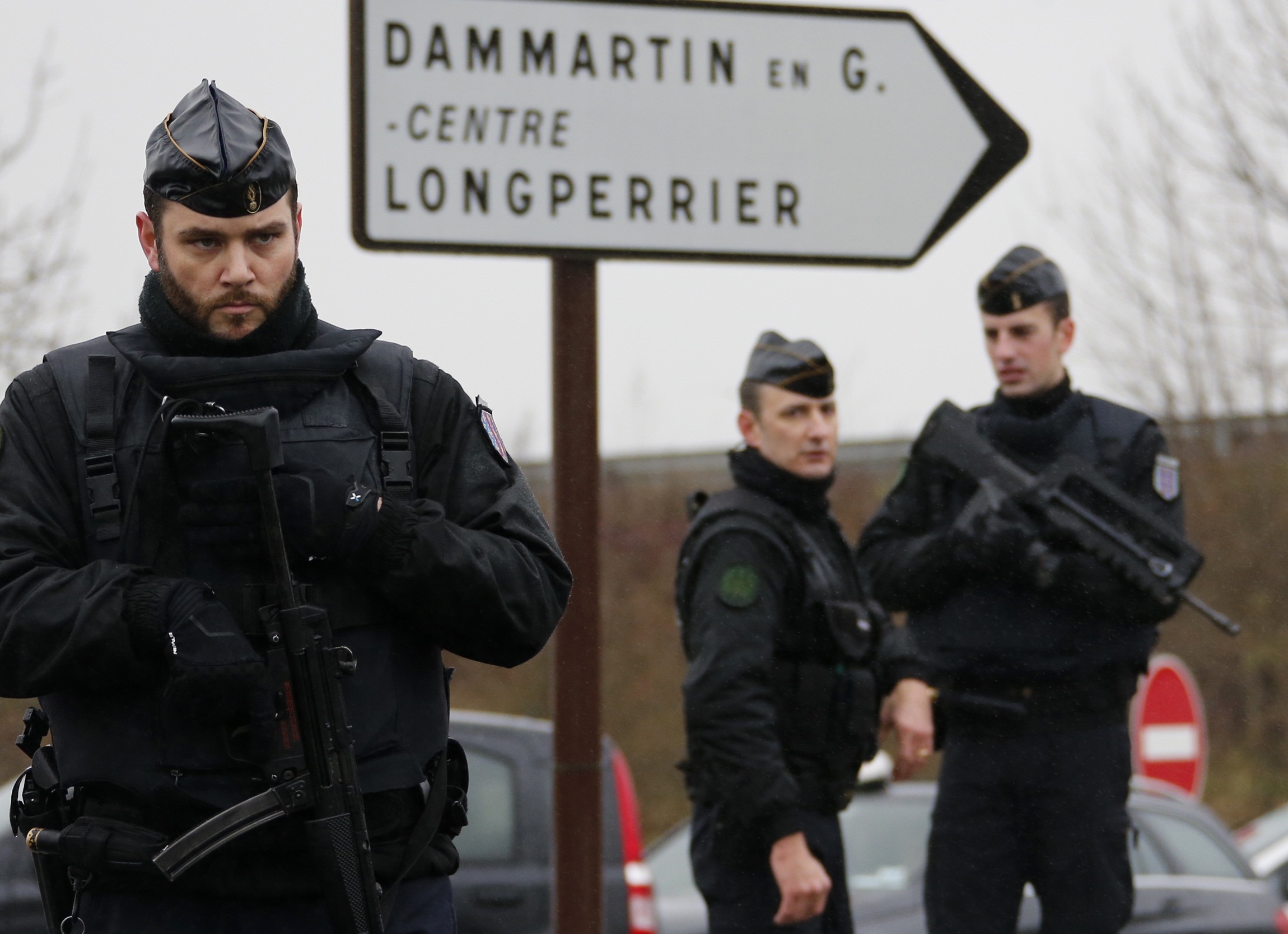 Терористите били изключително спокойни и хладнокръвни след атаката в Париж