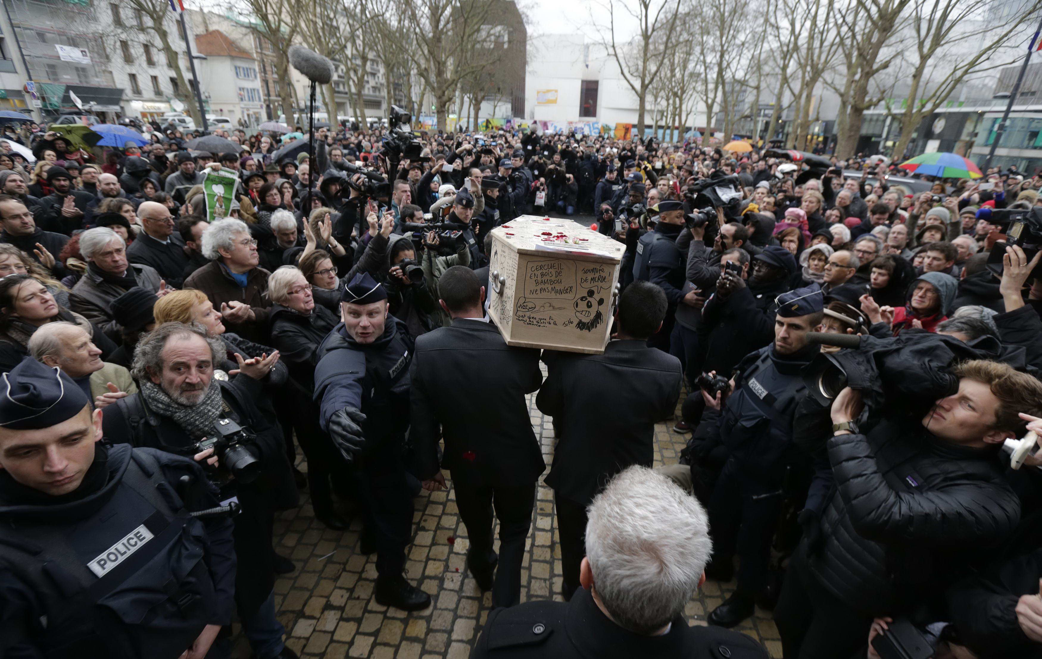 Бившият дипломат в Париж Кирил Кадийски: Във Франция никога не съм се сблъсквал с цензура за разлика от България 