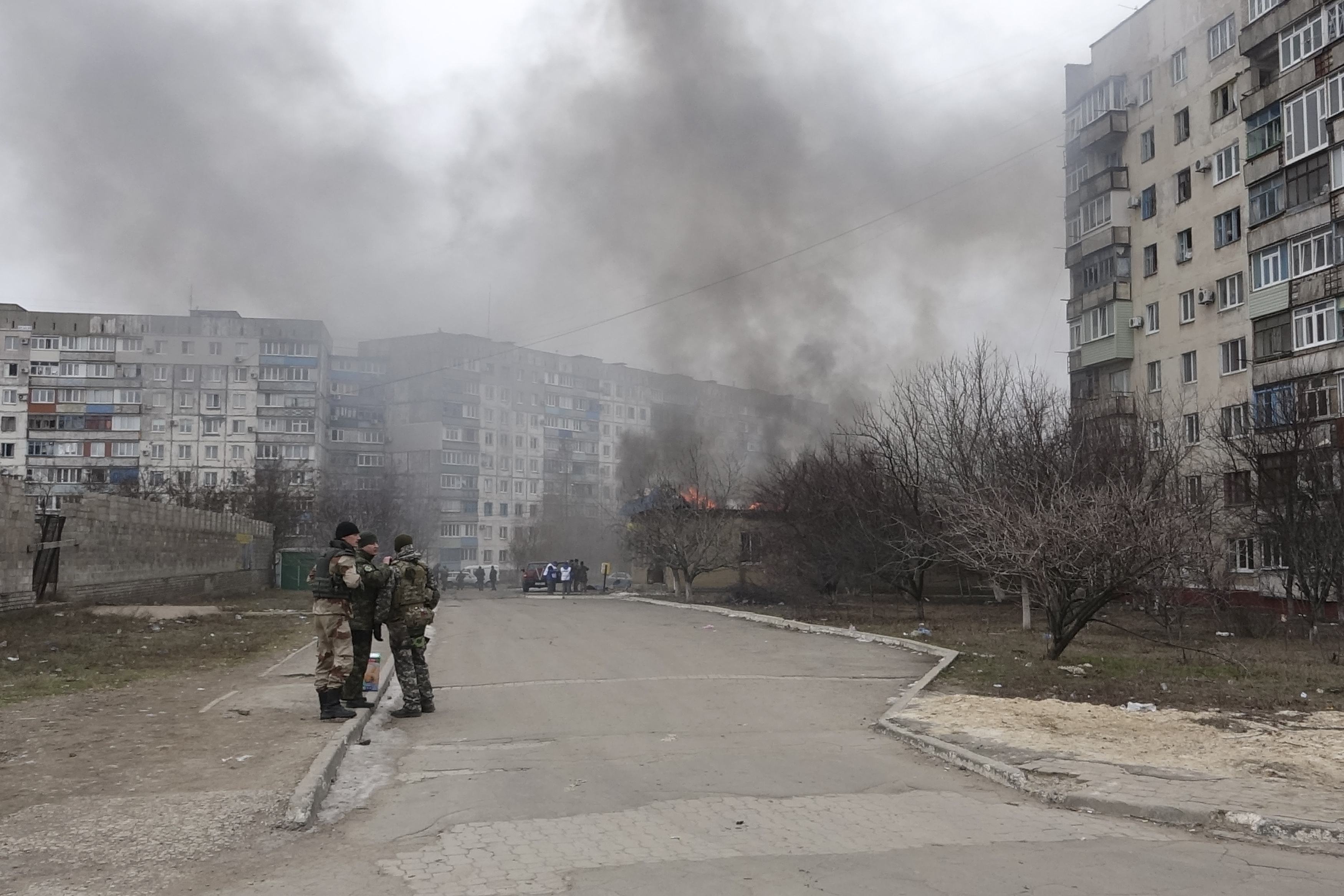 Жителите на Мариупол: Украинските военни са виновни за страшния обстрел (ВИДЕО)