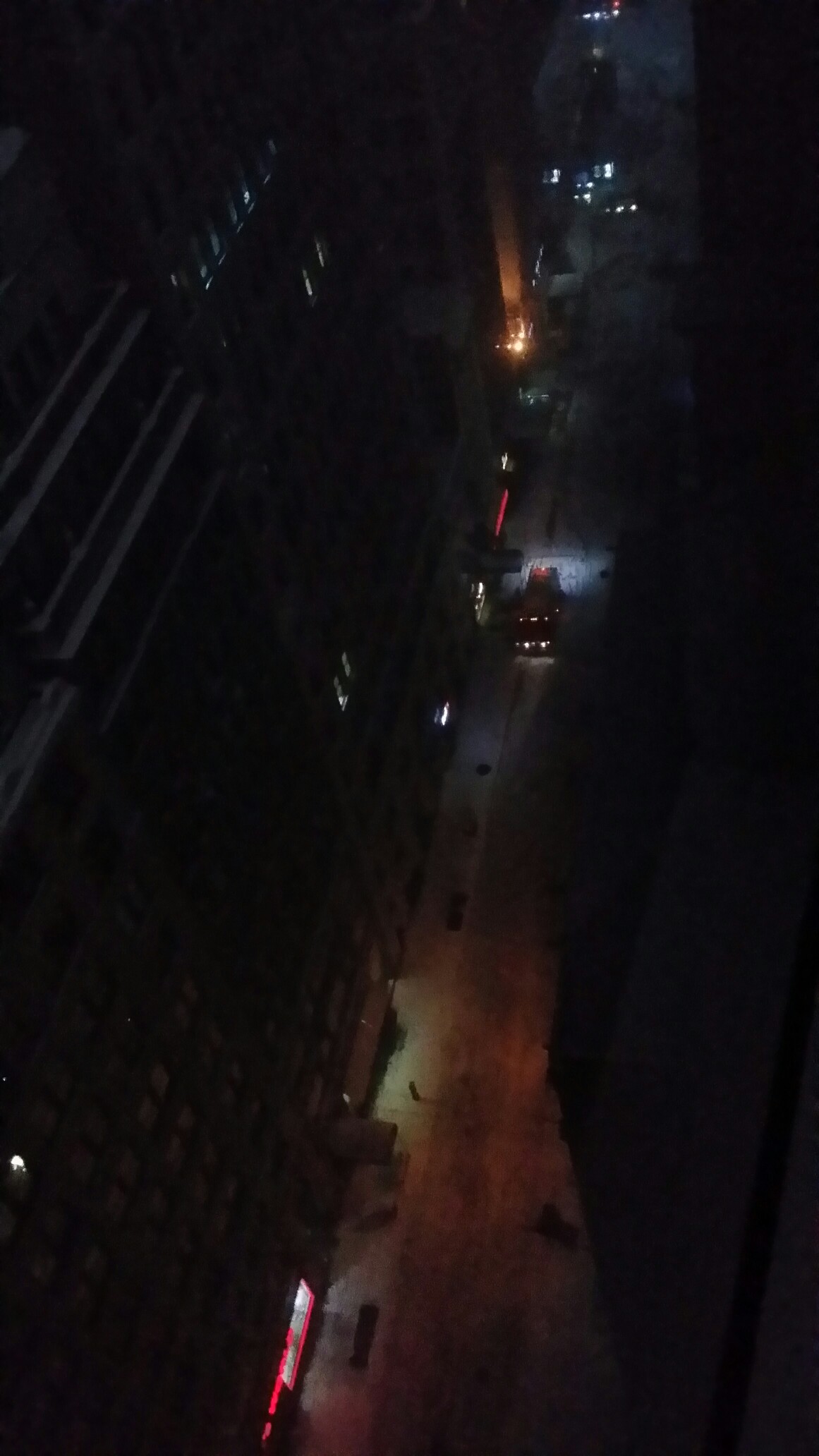 Само в БЛИЦ: Вижте виелицата в Манхатън (СНИМКИ)