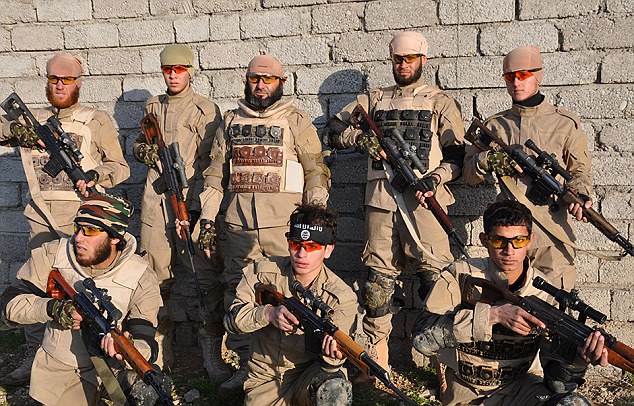 „Ислямска държава“: Ето ги нашите ислямистки снайперисти (СНИМКИ)